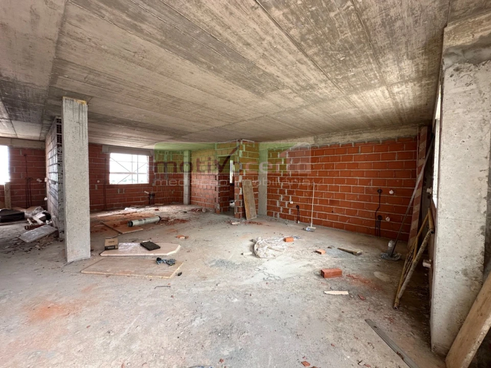 Apartamento T2 para Venda em Beato Foto 3