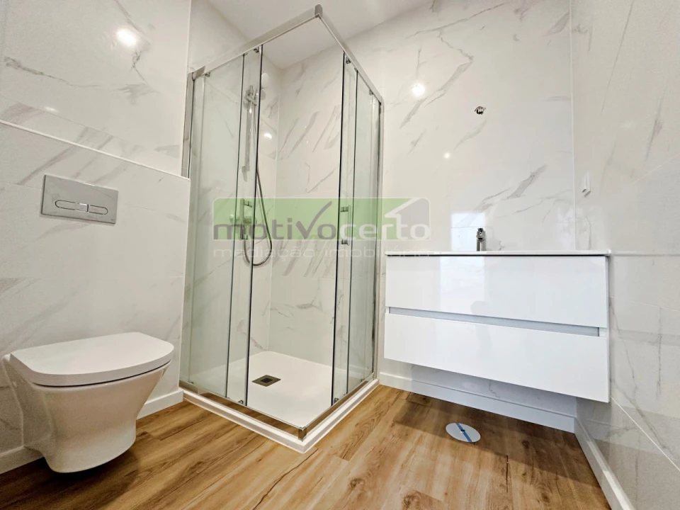 Apartamento T2 para Venda em Beato Foto 6