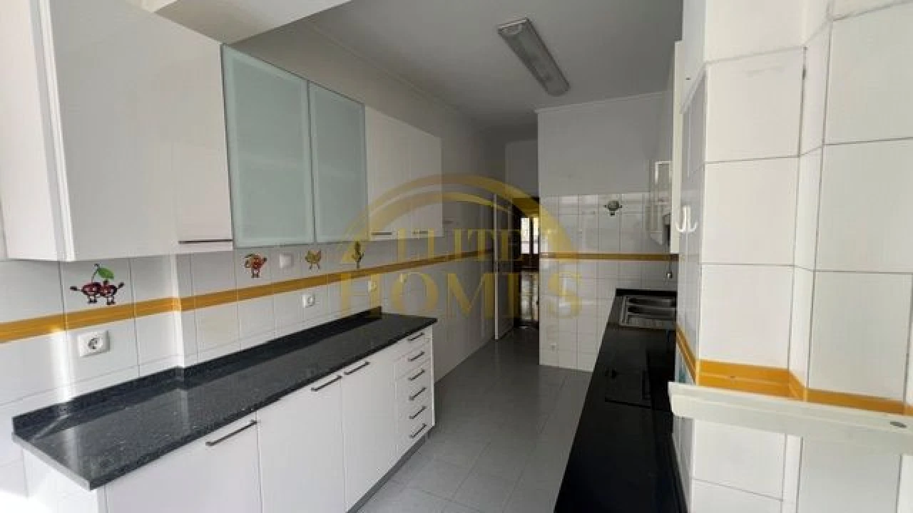 Apartamento T2 para Venda em Oeiras e São Julião da Barra, Paço de Arcos e Caxias Foto 9