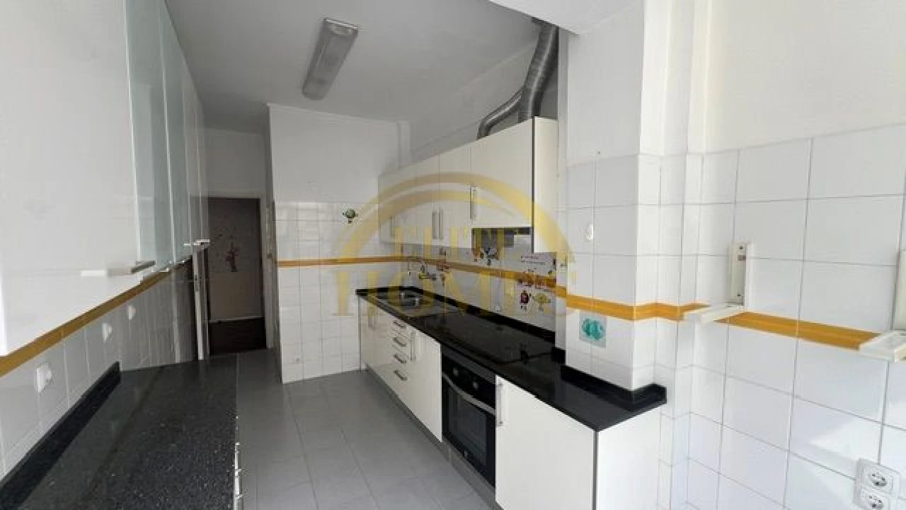Apartamento T2 para Venda em Oeiras e São Julião da Barra, Paço de Arcos e Caxias Foto 10