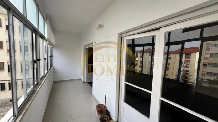 Apartamento T2 para Venda em Oeiras e São Julião da Barra, Paço de Arcos e Caxias Foto 31