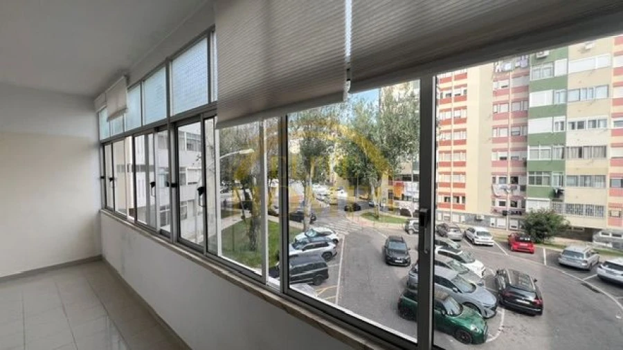 Apartamento T2 para Venda em Oeiras e São Julião da Barra, Paço de Arcos e Caxias Foto 32