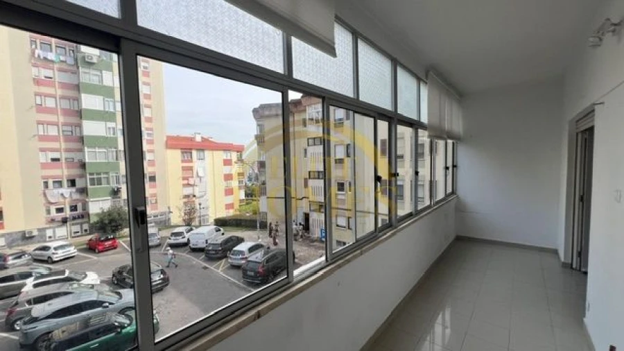 Apartamento T2 para Venda em Oeiras e São Julião da Barra, Paço de Arcos e Caxias Foto 30