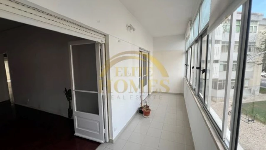 Apartamento T2 para Venda em Oeiras e São Julião da Barra, Paço de Arcos e Caxias Foto 29