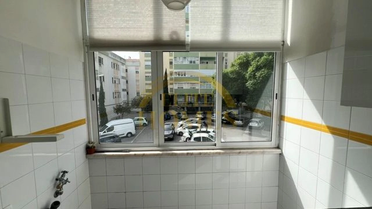Apartamento T2 para Venda em Oeiras e São Julião da Barra, Paço de Arcos e Caxias Foto 11