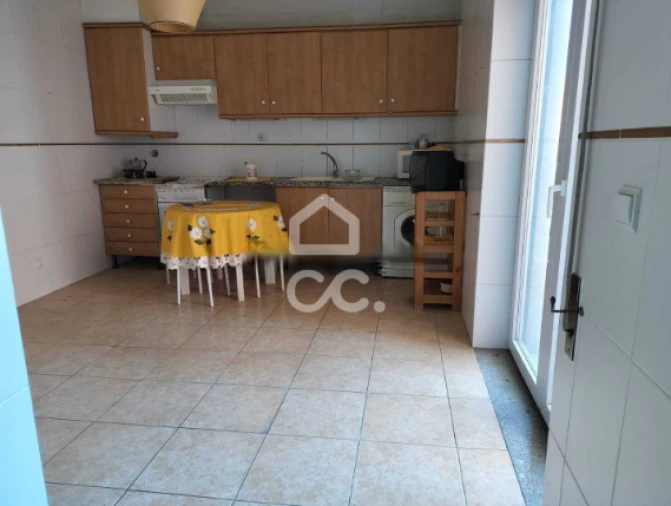 Apartamento T3 para Venda em Boidobra Foto 2