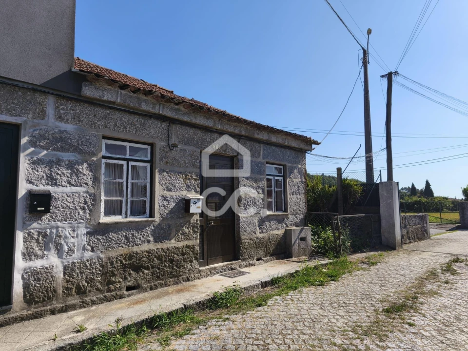 Moradia T1 para Venda em Selho (São Cristovão) Foto 3