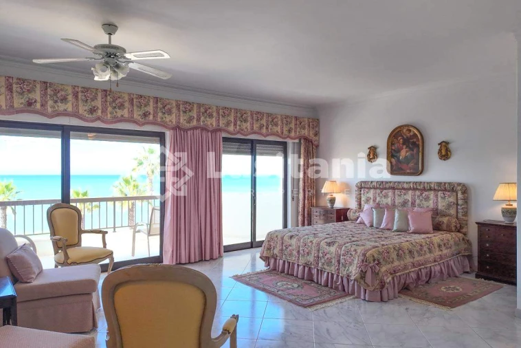 Apartamento T3 para Venda em Quarteira Foto 8