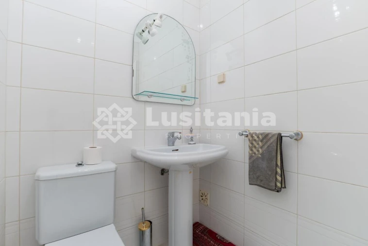 Apartamento T3 para Venda em Quarteira Foto 27