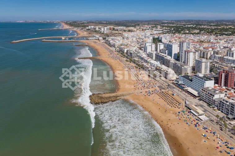Apartamento T3 para Venda em Quarteira Foto 29