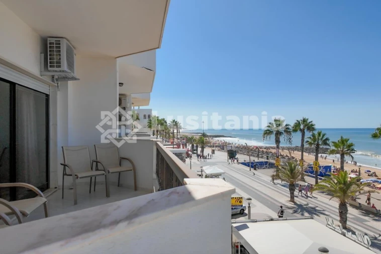 Apartamento T3 para Venda em Quarteira Foto 2