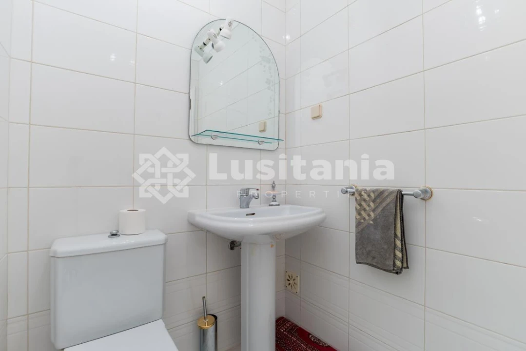 Apartamento T3 para Venda em Quarteira Foto 27