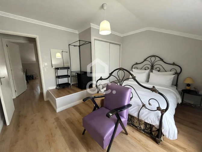 Moradia T5 para Venda em Ponta Delgada (São José) Foto 22