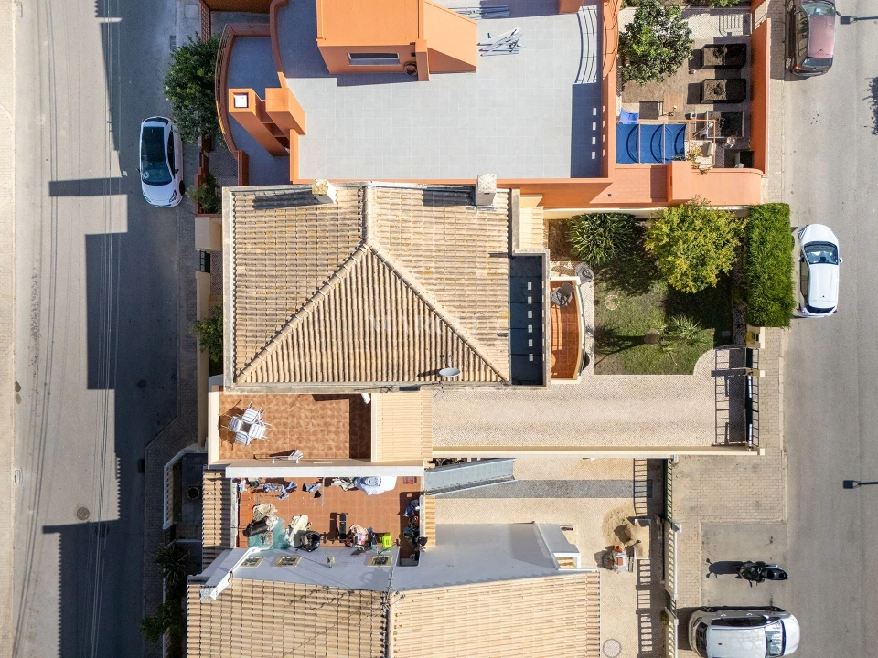 Moradia T4 para Venda em Lagos (São Sebastião e Santa Maria) Foto 36