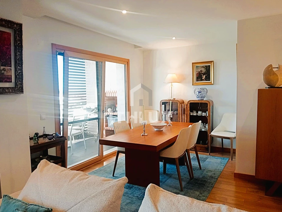Apartamento T4 para Venda em Alcochete Foto 7