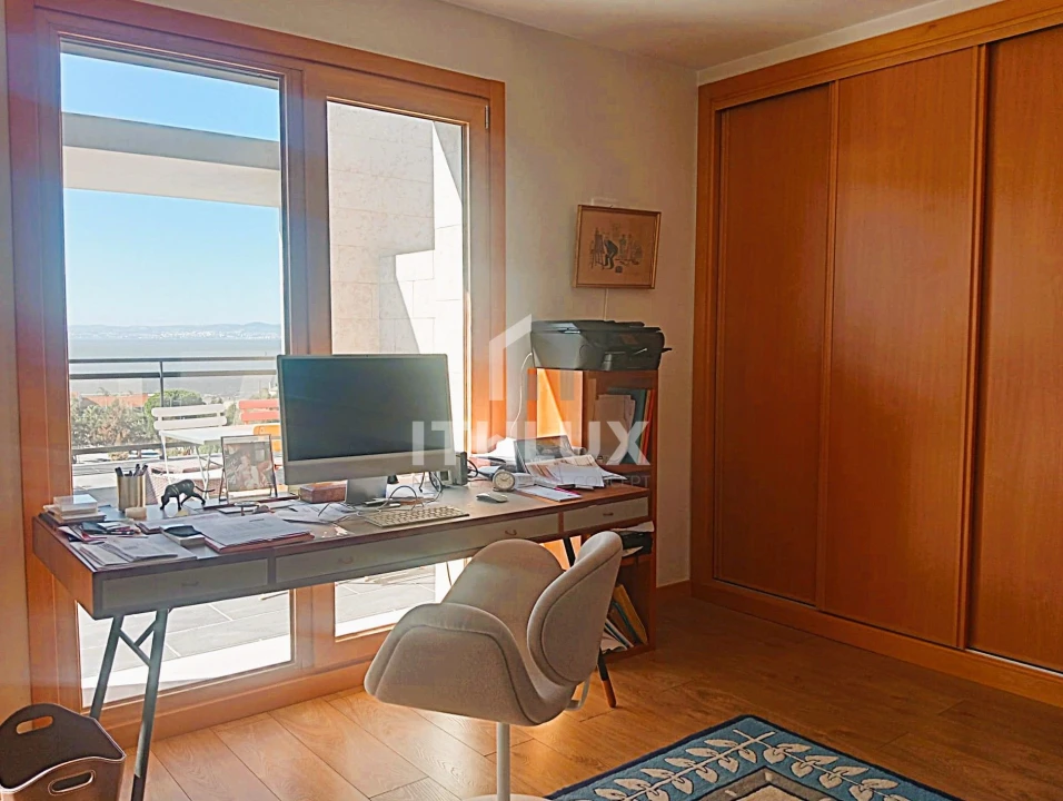 Apartamento T4 para Venda em Alcochete Foto 24