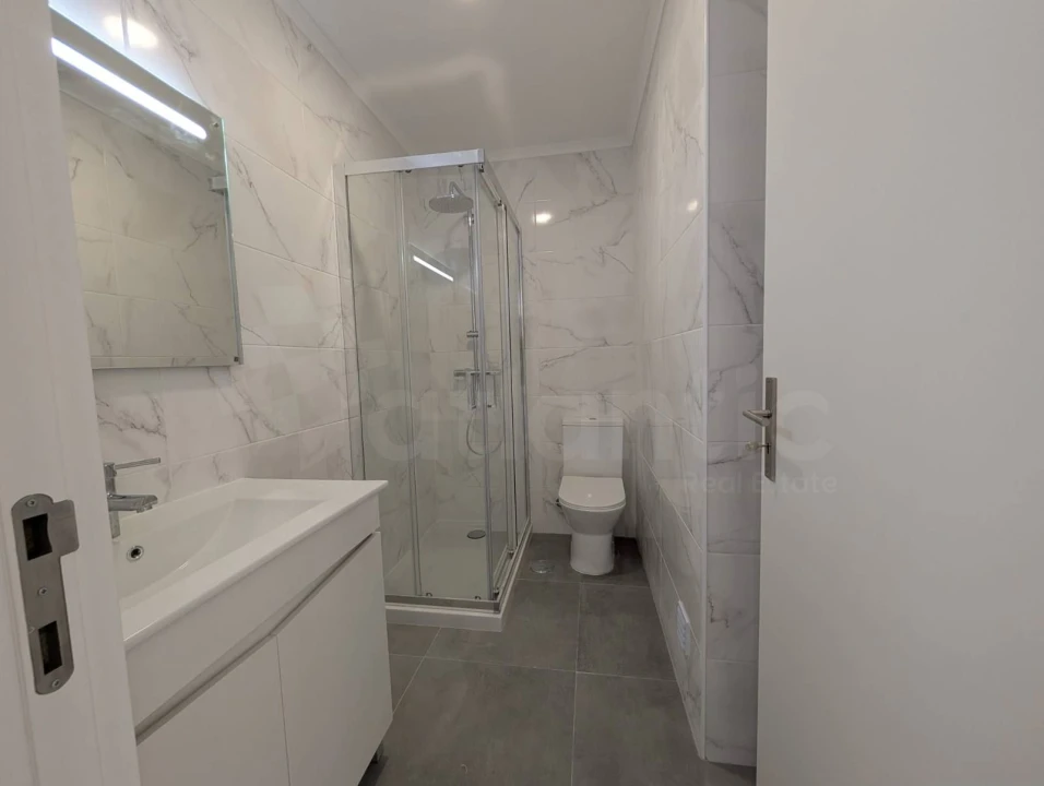 Apartamento T3 para Venda em Massamá e Monte Abraão Foto 21