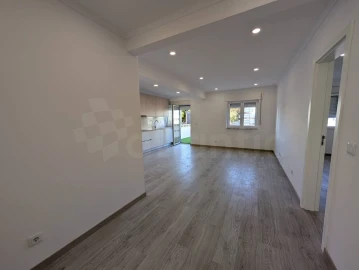 Apartamento T3 para Venda em Massamá e Monte Abraão