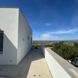 Moradia T4 para Venda em Lagos (São Sebastião e Santa Maria)