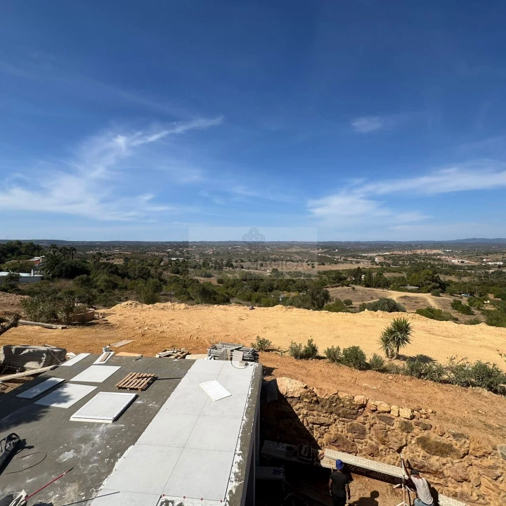 Moradia T4 para Venda em Lagos (São Sebastião e Santa Maria) Foto 4