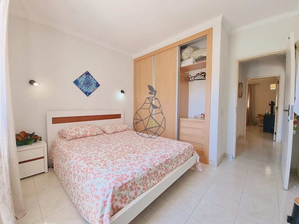Apartamento T2 para Arrendamento em Portimão Foto 11