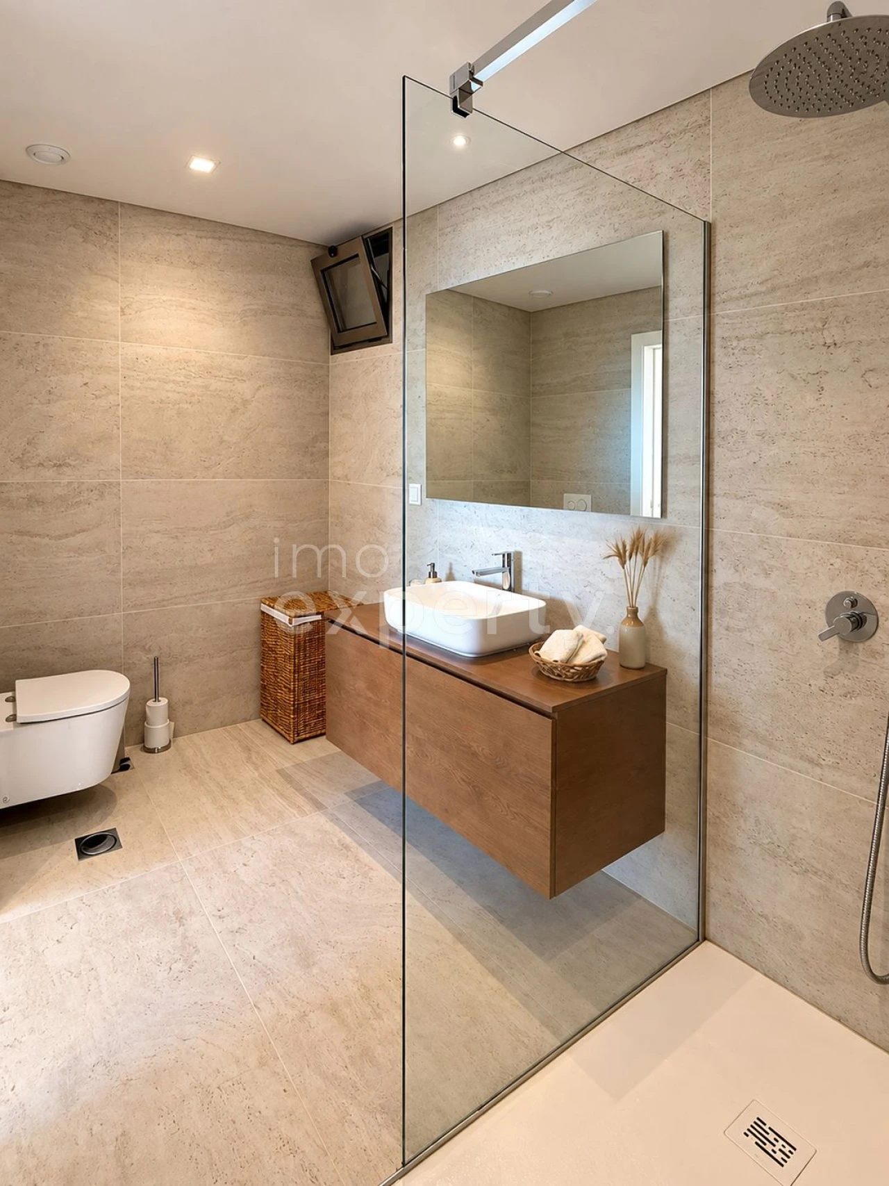 Apartamento T2 para Venda em Camara de Lobos Foto 12