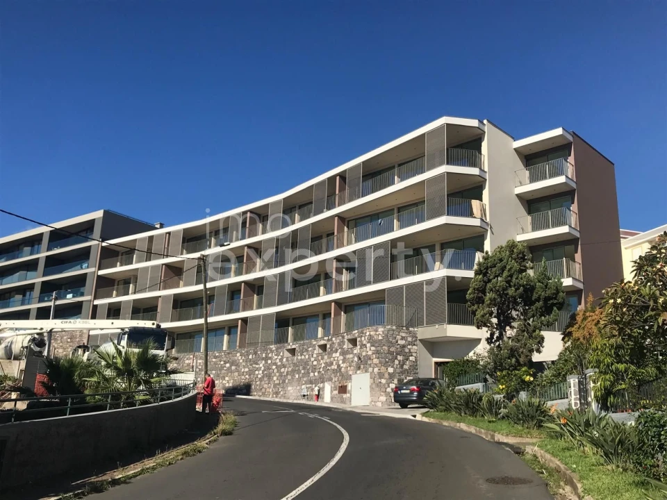 Apartamento T2 para Venda em Camara de Lobos Foto 19