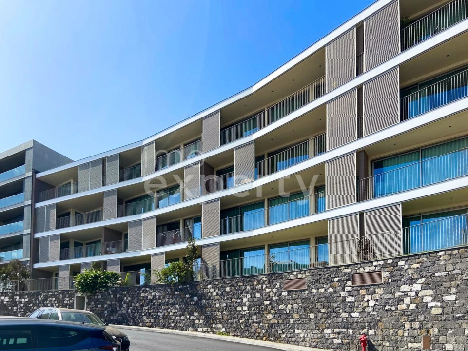 Apartamento T2 para Venda em Camara de Lobos Foto 18