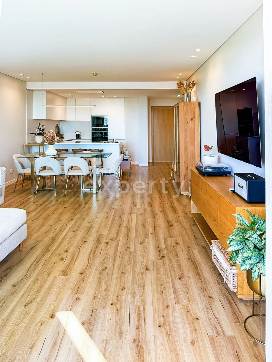 Apartamento T2 para Venda em Camara de Lobos Foto 6