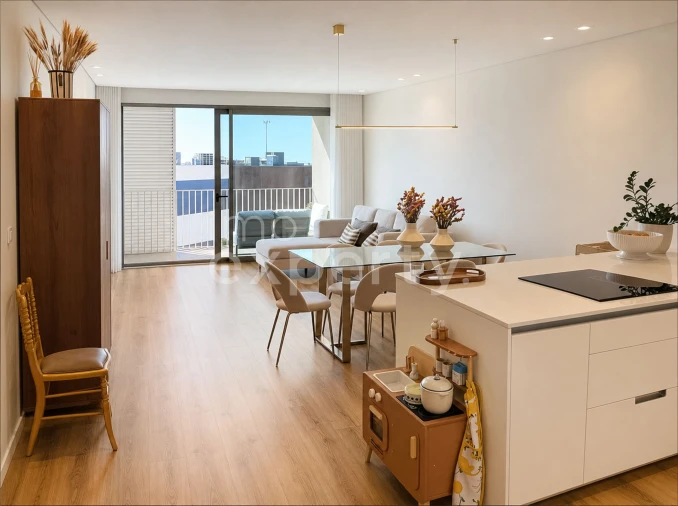 Apartamento T2 para Venda em Camara de Lobos Foto 3