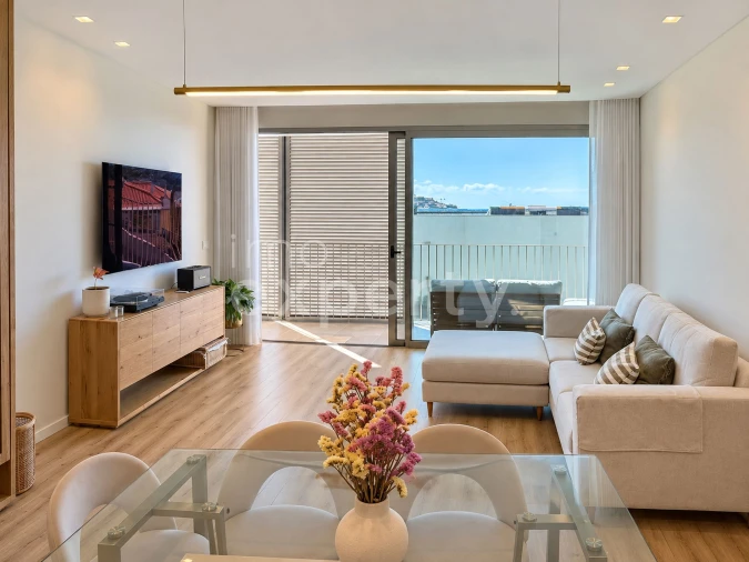 Apartamento T2 para Venda em Camara de Lobos Foto 4