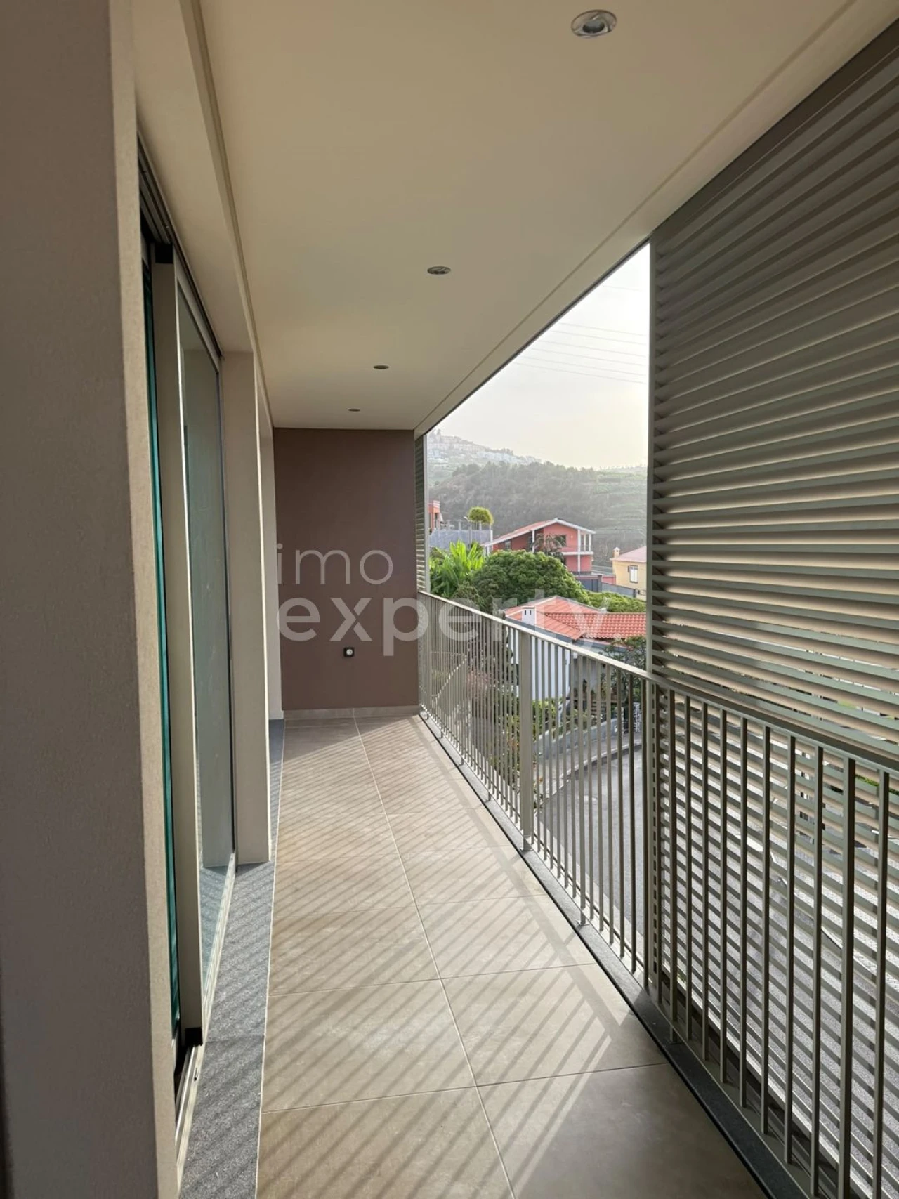 Apartamento T2 para Venda em Camara de Lobos Foto 15