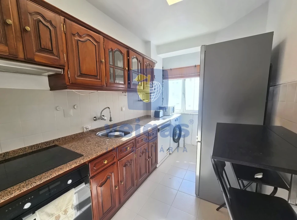 Apartamento T3 para Arrendamento em Marvila Foto 8