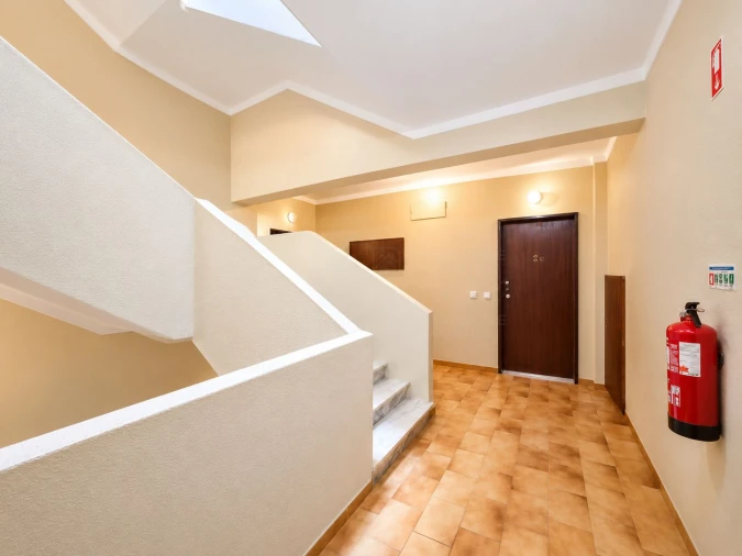 Apartamento T2 para Venda em Portimão Foto 2
