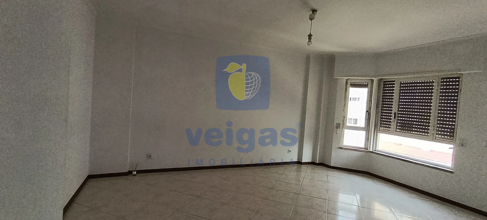 Apartamento T2 para Venda em Rio de Mouro Foto 3
