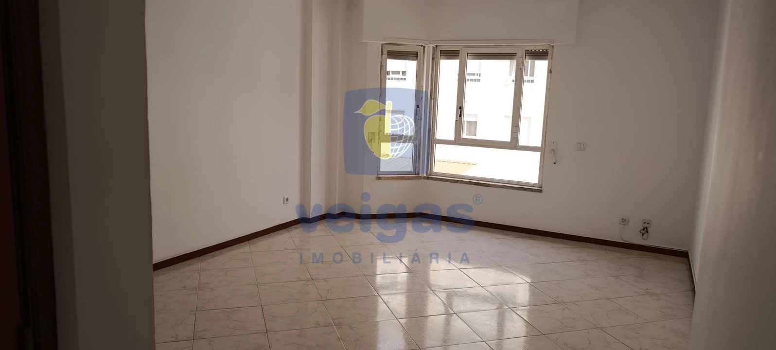 Apartamento T2 para Venda em Rio de Mouro Foto 1