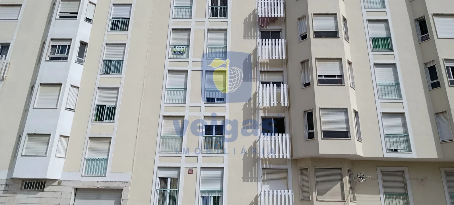 Apartamento T2 para Venda em Rio de Mouro Foto 20