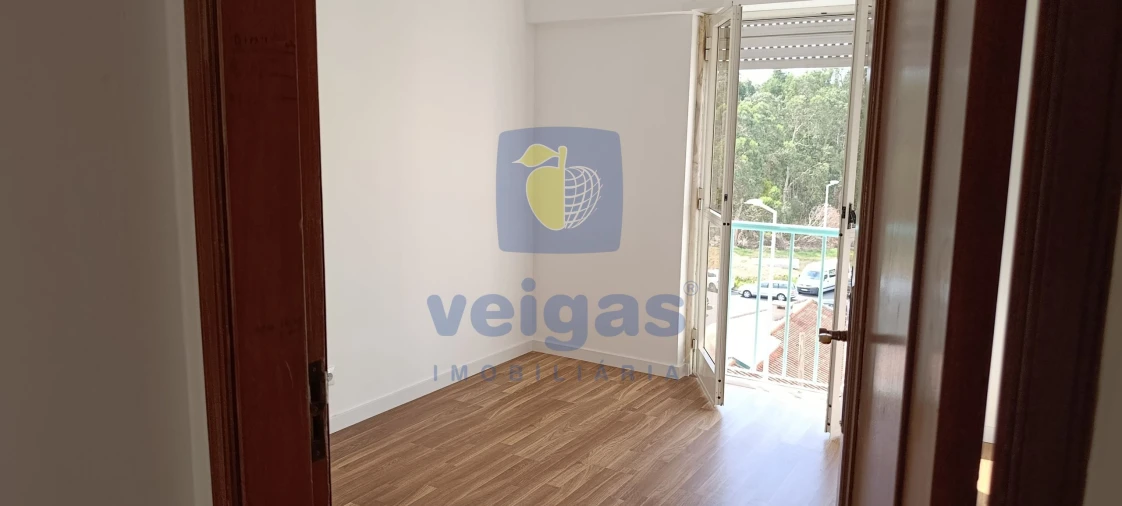 Apartamento T2 para Venda em Rio de Mouro Foto 10