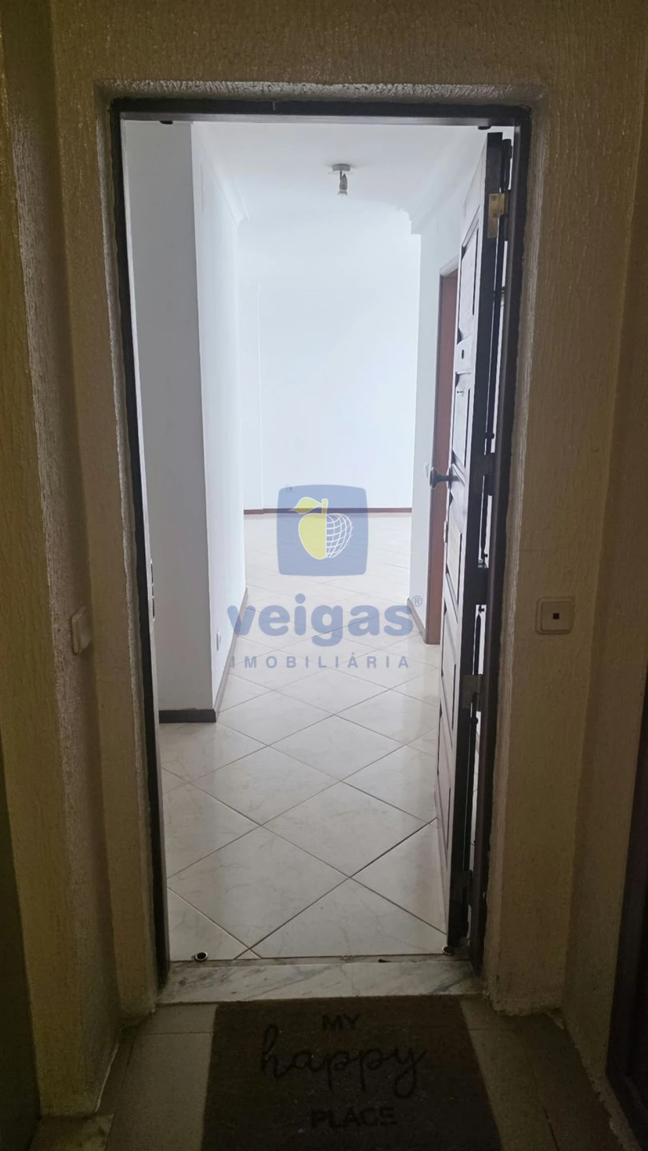 Apartamento T2 para Venda em Rio de Mouro Foto 11