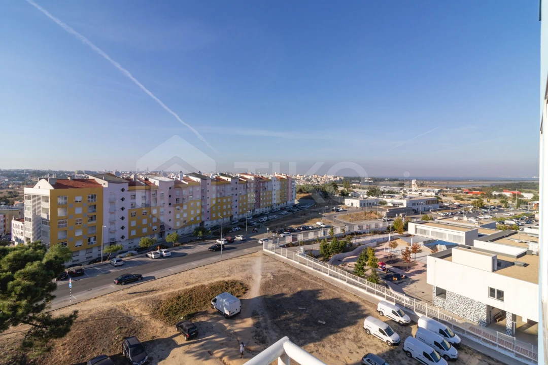 Apartamento T4 para Venda em Corroios Foto 43