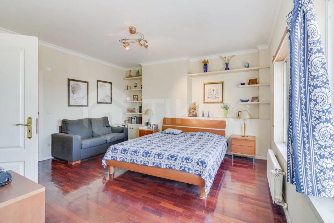 Apartamento T4 para Venda em Corroios Foto 19