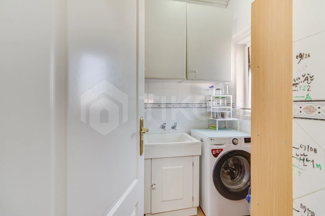 Apartamento T4 para Venda em Corroios Foto 37