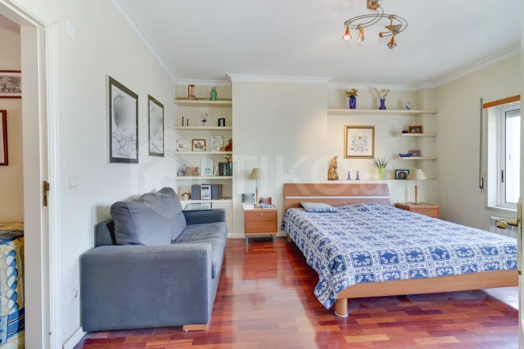 Apartamento T4 para Venda em Corroios Foto 18