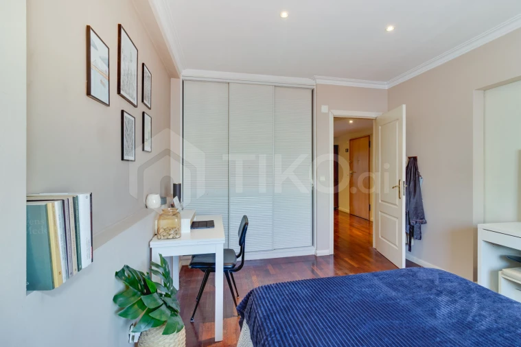 Apartamento T4 para Venda em Corroios Foto 25