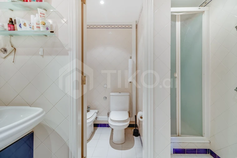 Apartamento T4 para Venda em Corroios Foto 23