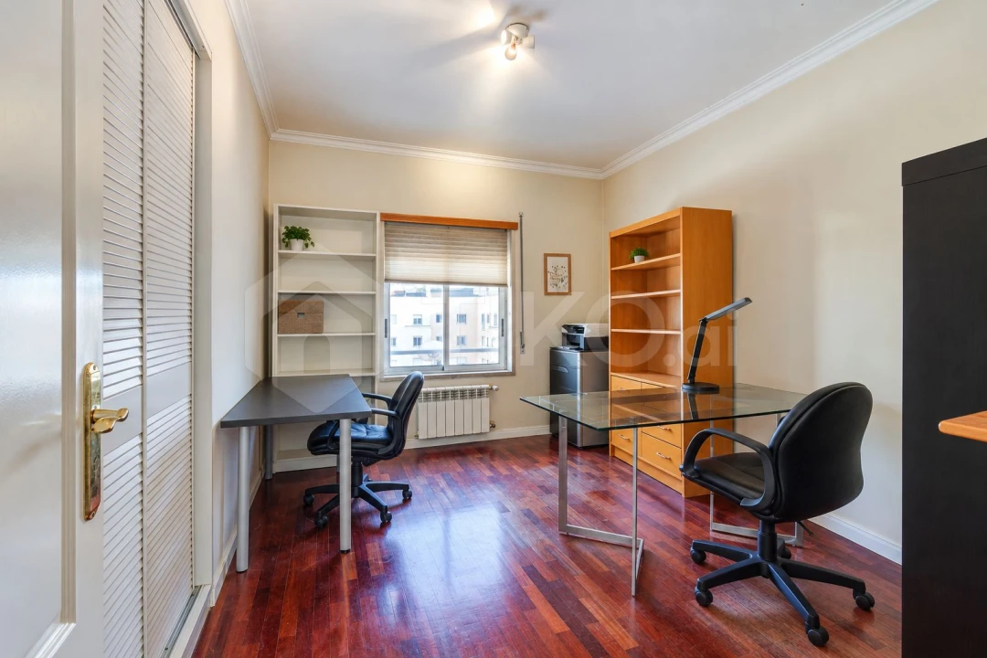 Apartamento T4 para Venda em Corroios Foto 27