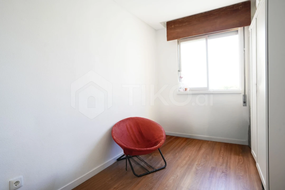 Apartamento T2 para Venda em Corroios Foto 13