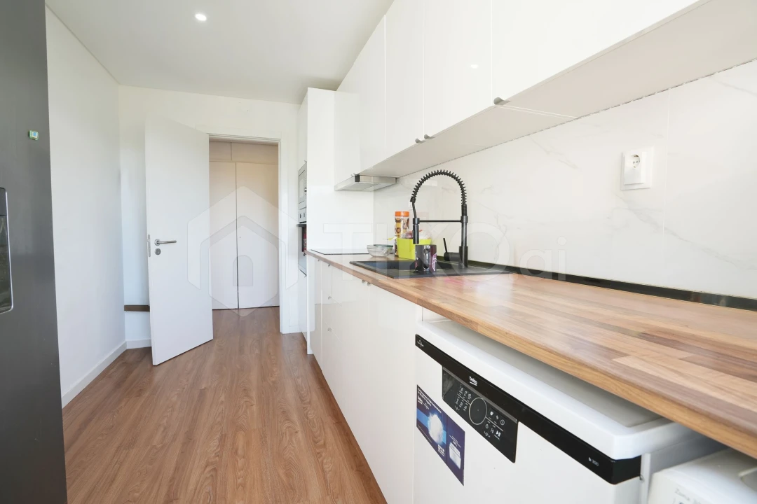 Apartamento T2 para Venda em Corroios Foto 3