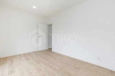 Apartamento T3 para Venda em Venteira