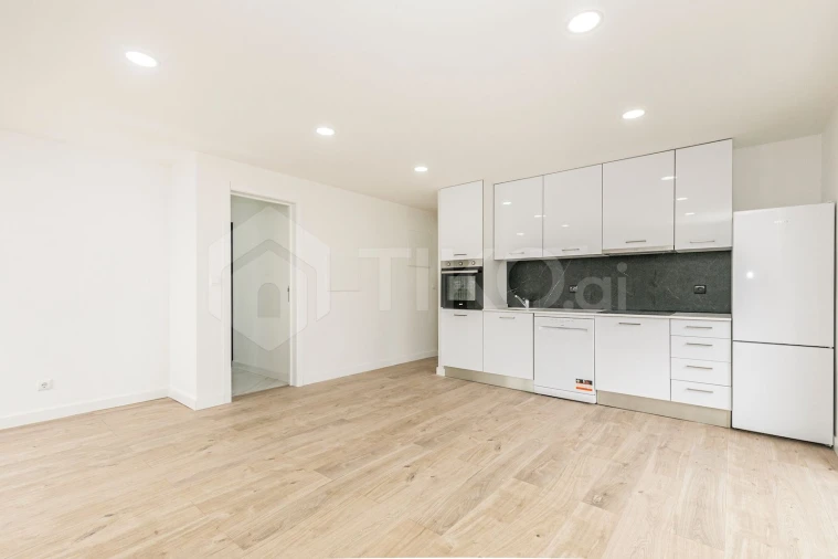 Apartamento T3 para Venda em Venteira Foto 3
